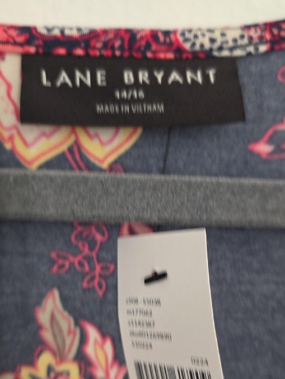 Lane Bryant NWT Navy Floral Cowl Neck Tunic Top Size 14/16 - Picture 6 of 7